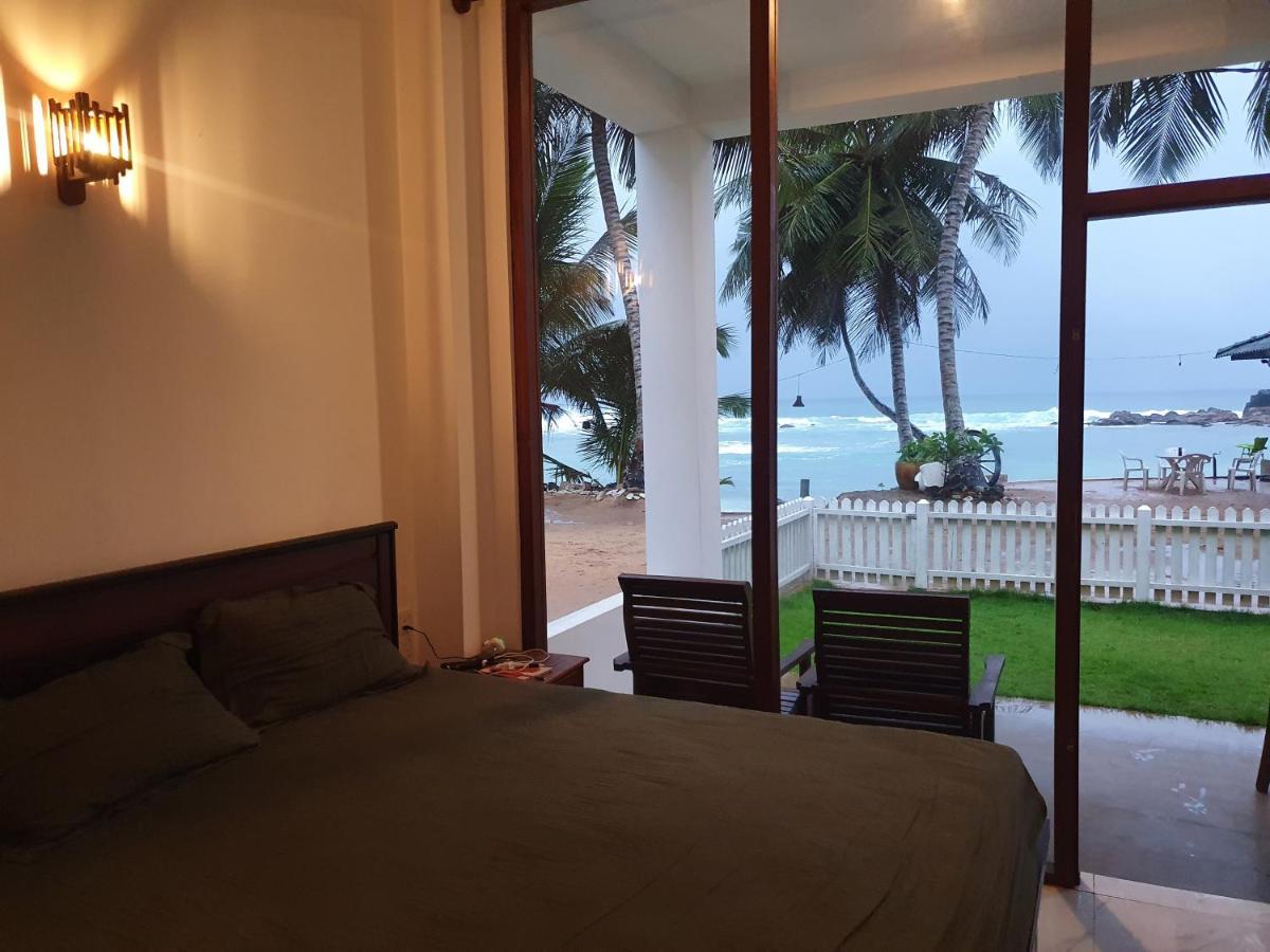 Appartamento The Beach House Dikwella Esterno foto